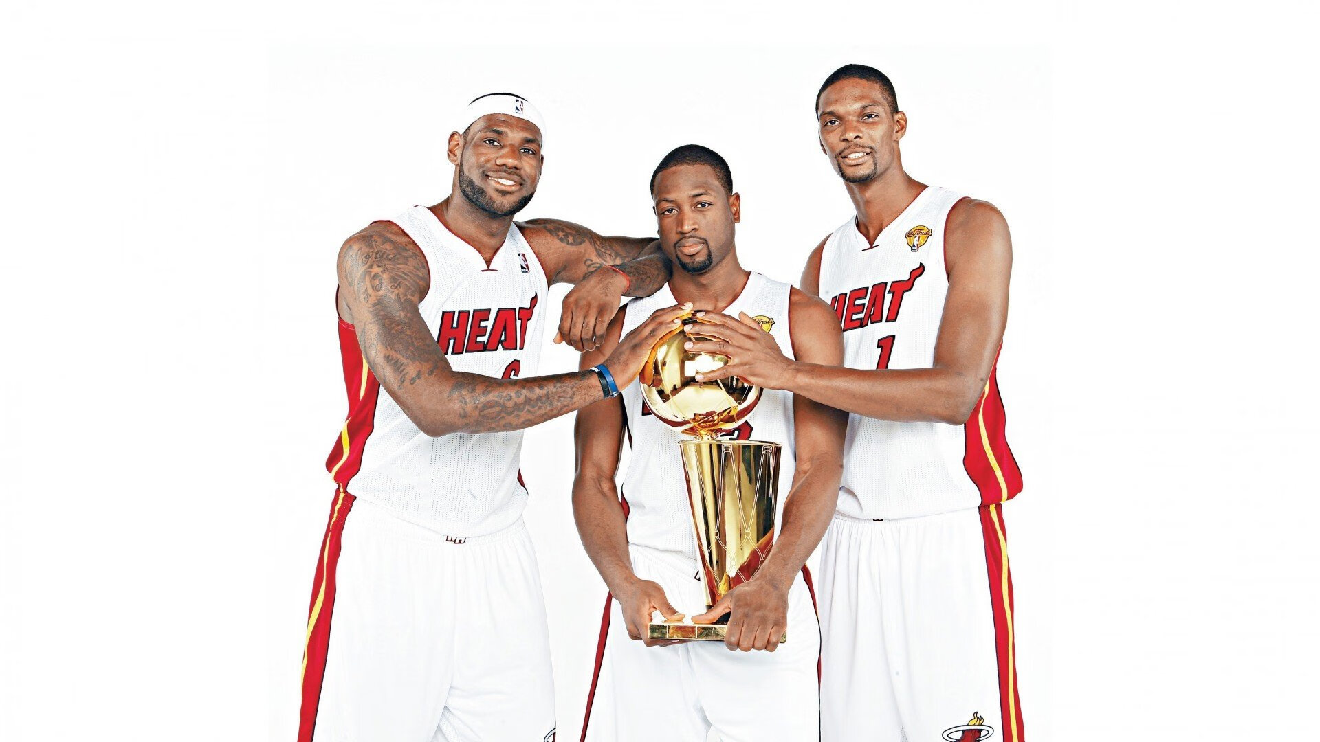 kaiyun-离离原上谱！丹佛掘金备战社区盾，阿贾克斯剑指NBA